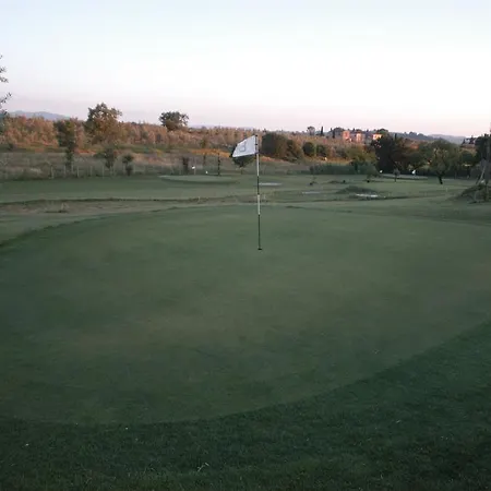 Golf Club Ristorante Centanni Séjour à la campagne *